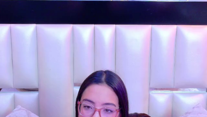 kylie-whitee