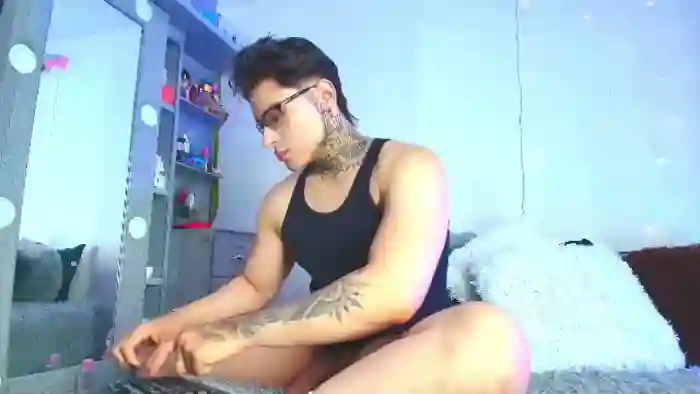 2025/07/27/flirt4free-jay-malonne-16-18-12