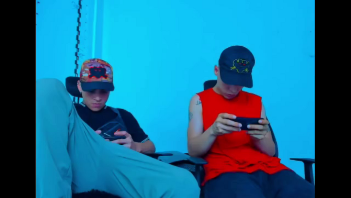 maxx-williamm-and-john-sally