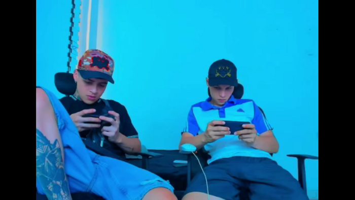 maxx-williamm-and-john-sally
