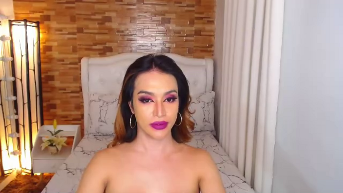 laura-addams