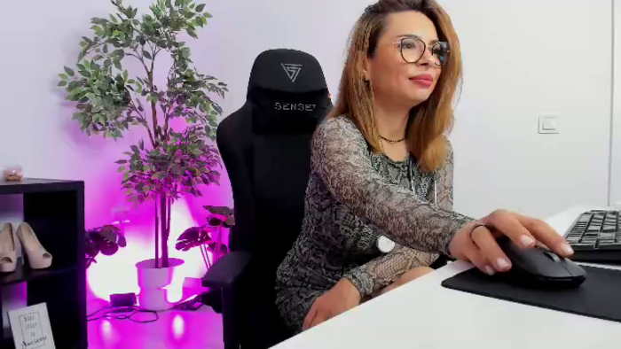larissa-simson