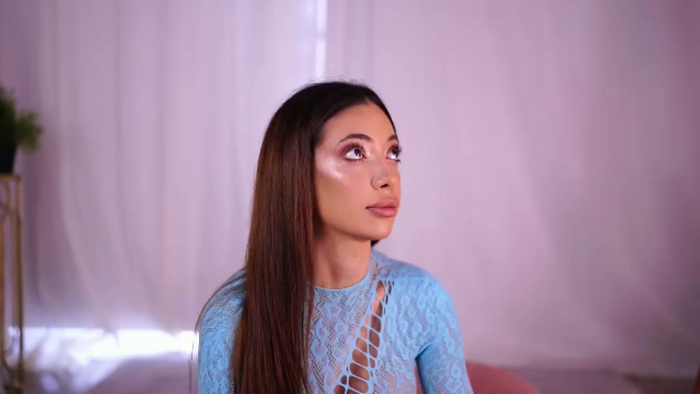 layla-kristal