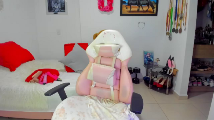 mia-lambertt
