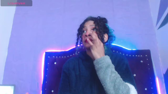 petite-ariana
