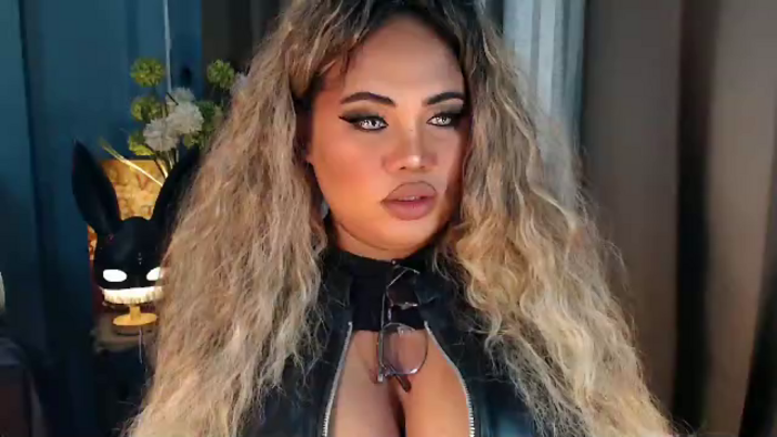 neomie-thompson