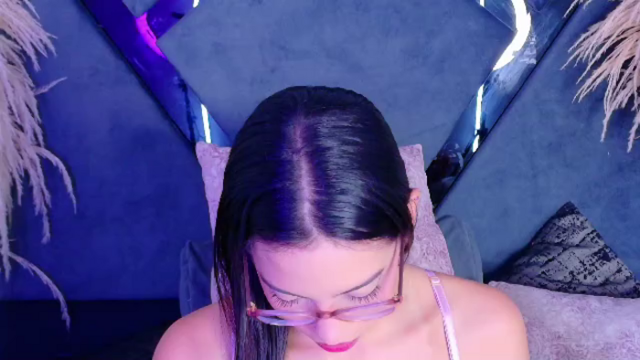 kylie-whitee