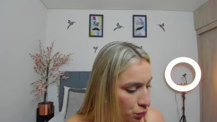 sarah-roux