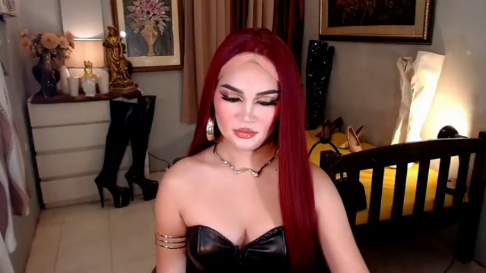trish-reds