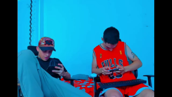 maxx-williamm-and-john-sally