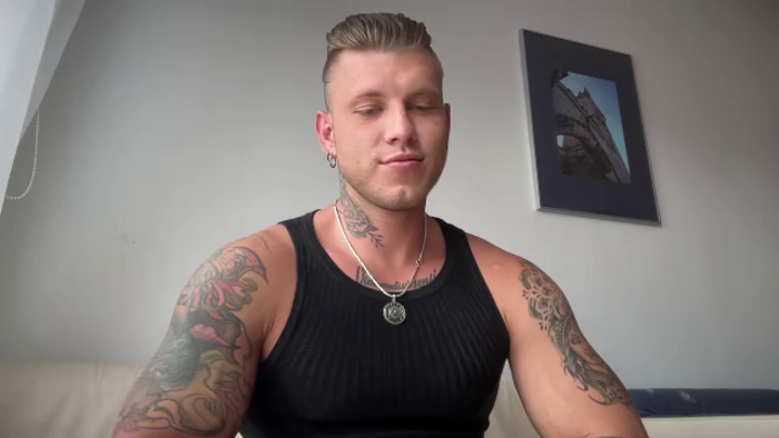 richie-grey