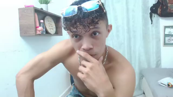 lucas-luxx