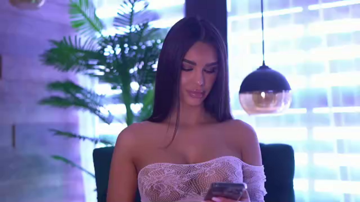 nicole-diva