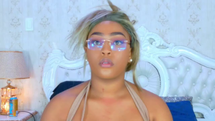 tianah-glow
