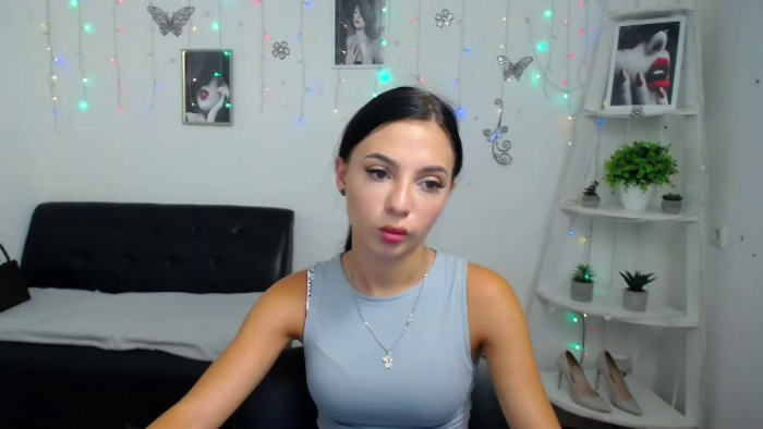 olivia-foxxy