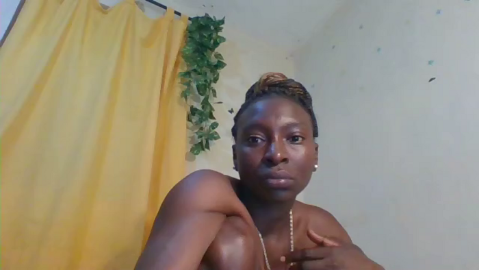 maliah-xamo
