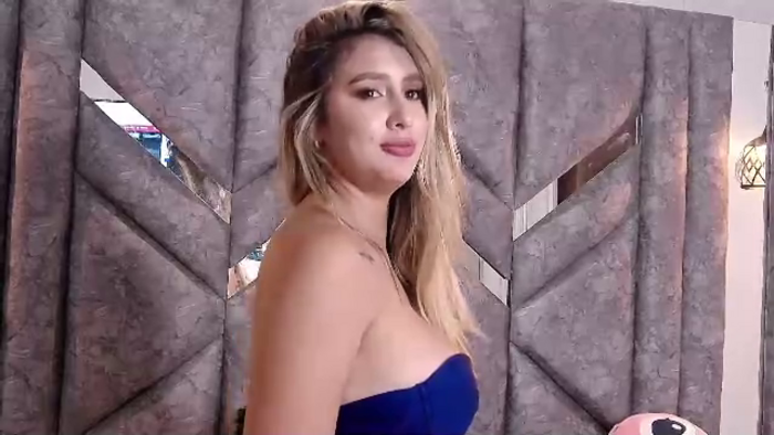 samantha-dumont