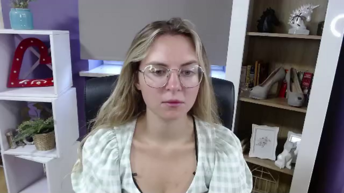 zoey-starx