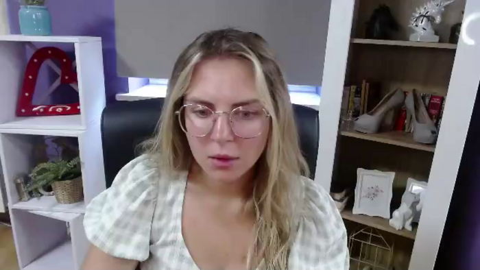 zoey-starx