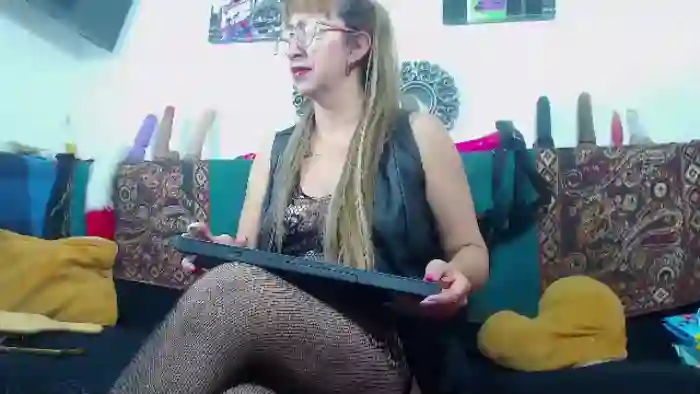 2025/08/07/flirt4free-viictoriia-brown-23-42-53