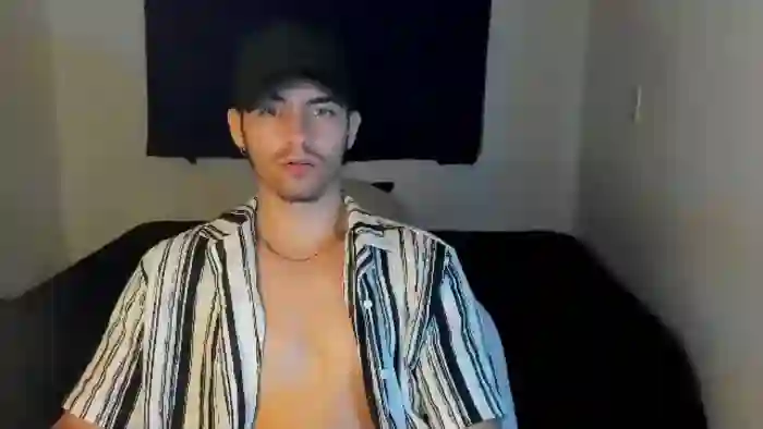 2025/08/07/flirt4free-zack-bonett-06-34-08