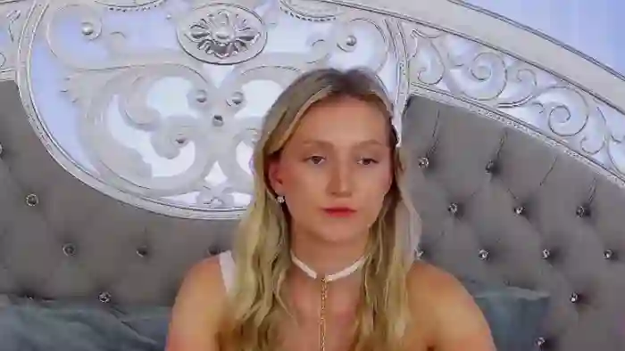 2025/08/08/flirt4free-mia-nix-11-05-17