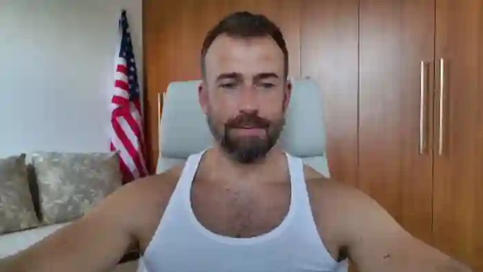 2025/08/08/flirt4free-robert-smiley-11-49-06