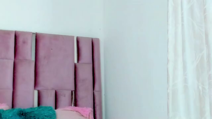 nahomy-jones