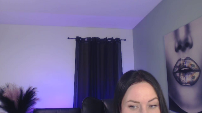tia-bella