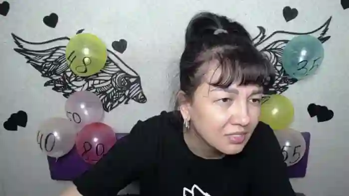 2025/08/12/flirt4free-selena-lim-15-36-20