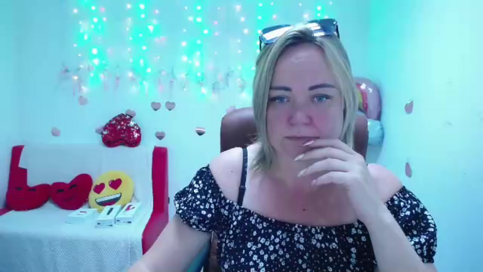 sneaky-kate
