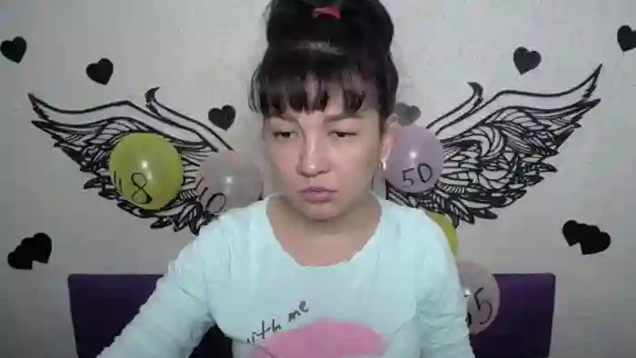2025/08/13/flirt4free-selena-lim-06-07-29