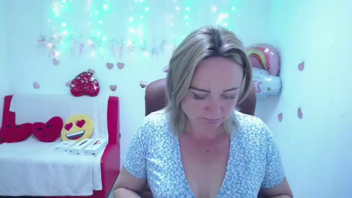 sneaky-kate