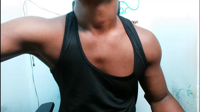 kendo-muscle-big