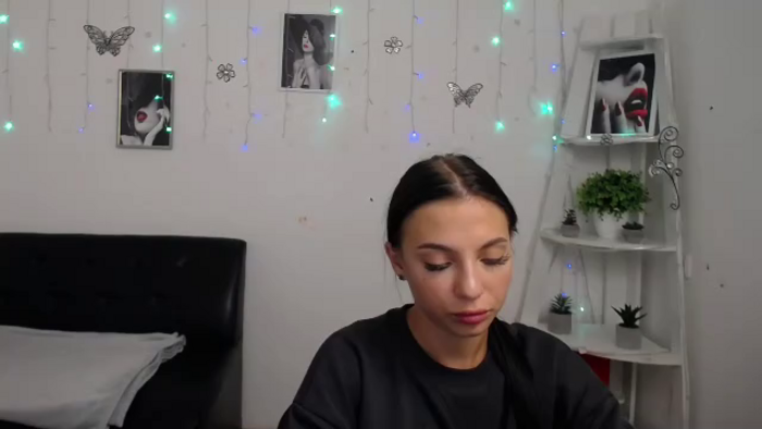 olivia-foxxy
