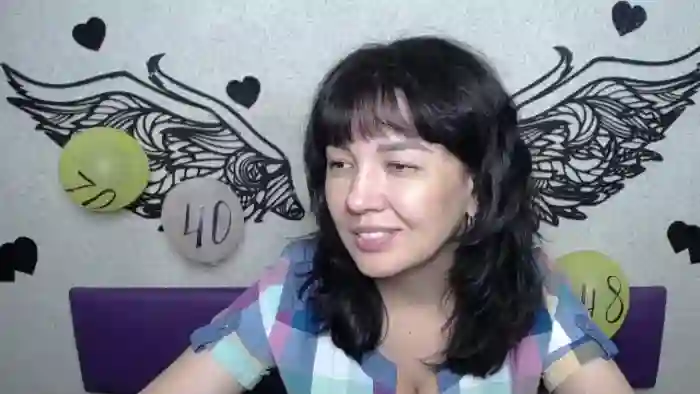 2025/08/14/flirt4free-selena-lim-10-34-46