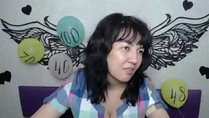 2025/08/14/flirt4free-selena-lim-13-56-23