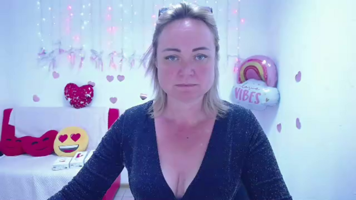 sneaky-kate
