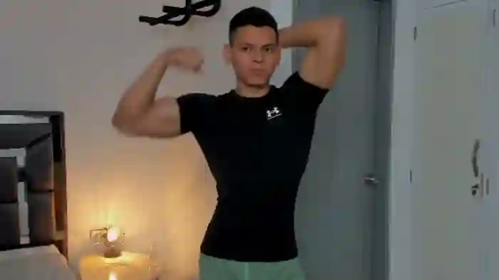 2025/08/15/flirt4free-stefan-lennox-12-52-19