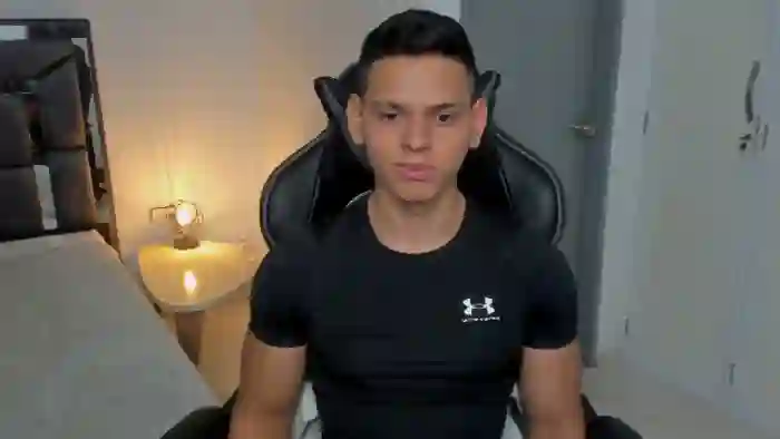 2025/08/15/flirt4free-stefan-lennox-16-39-45