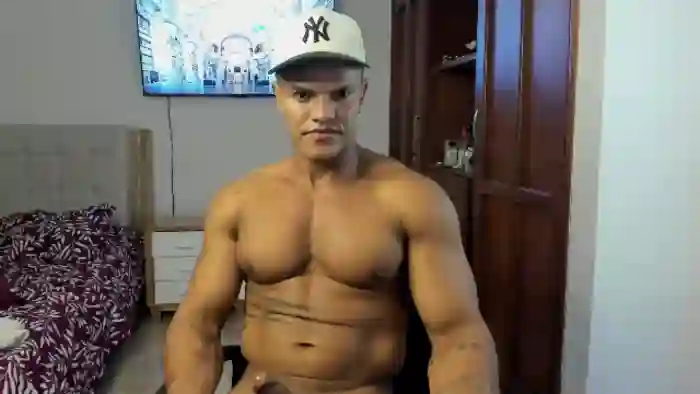 2025/08/15/flirt4free-tyga-fit-03-01-59