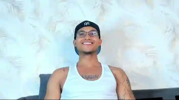 2025/08/15/flirt4free-val-halla-08-46-03