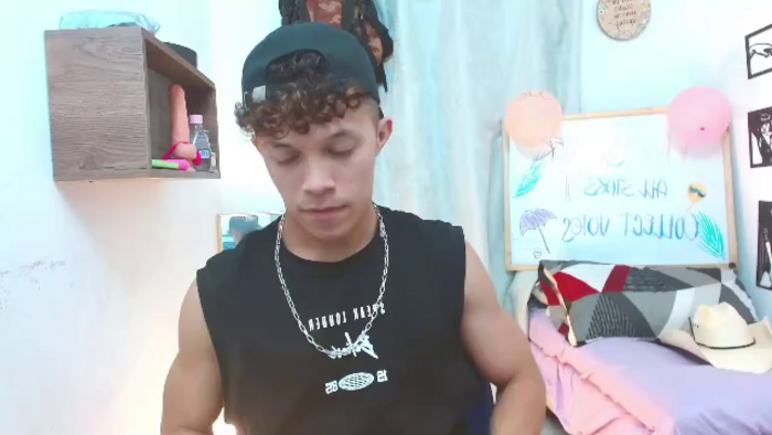 lucas-luxx
