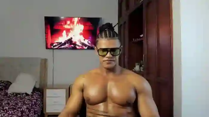 2025/08/16/flirt4free-tyga-fit-04-22-20