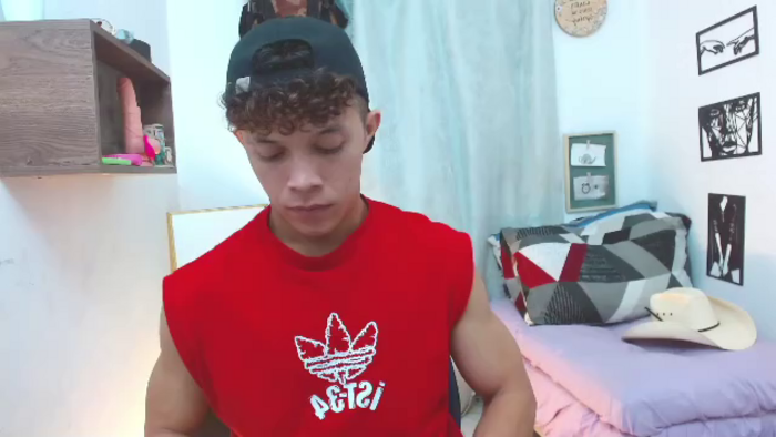 lucas-luxx