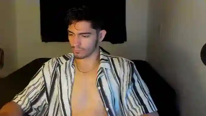 2025/08/19/flirt4free-zack-bonett-04-44-49