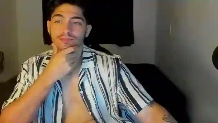 2025/08/19/flirt4free-zack-bonett-05-45-48