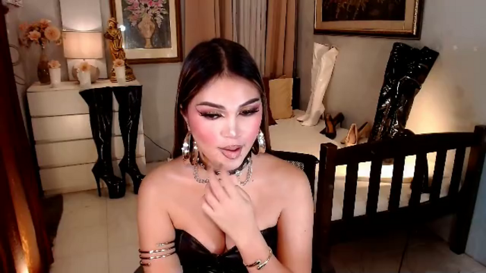 trish-reds