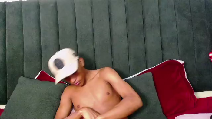 justin-dereck