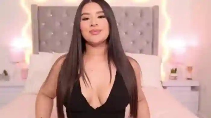 2025/08/21/flirt4free-julia-summers-02-40-37